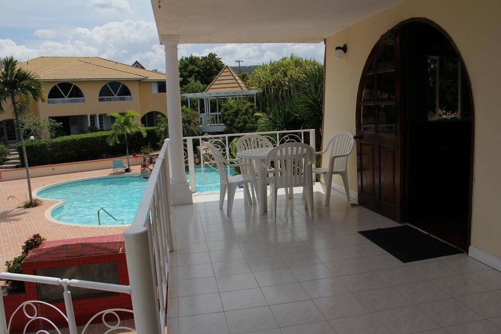 The Atrium At Ironshore Montego Bay Exterior photo