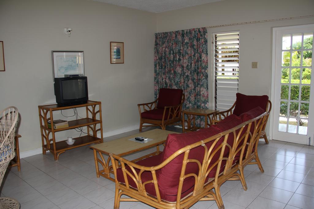 The Atrium At Ironshore Montego Bay Room photo