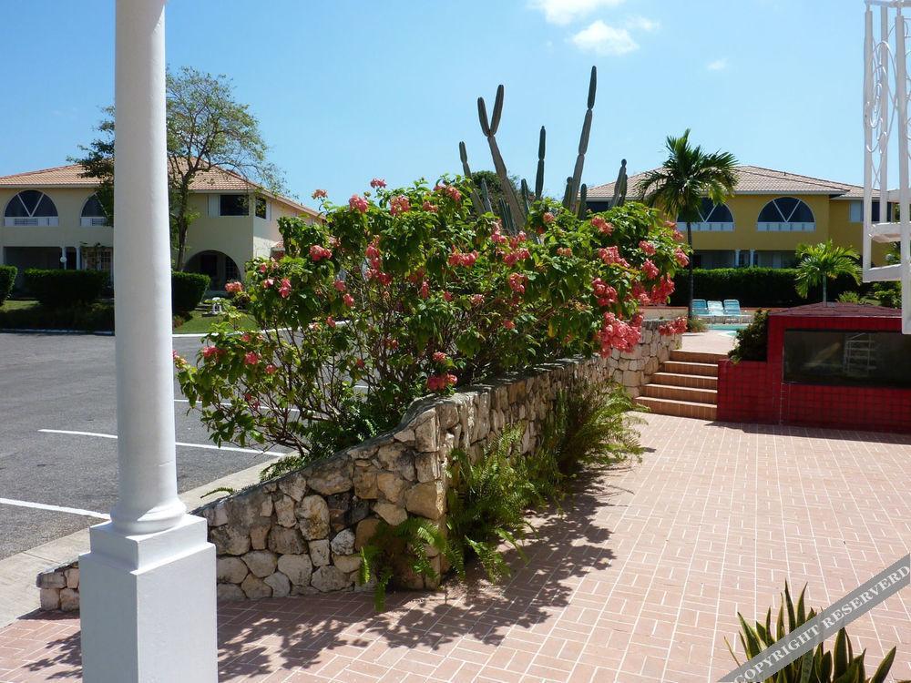 The Atrium At Ironshore Montego Bay Exterior photo